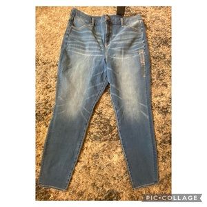 American Eagle Dream Jean Size 20